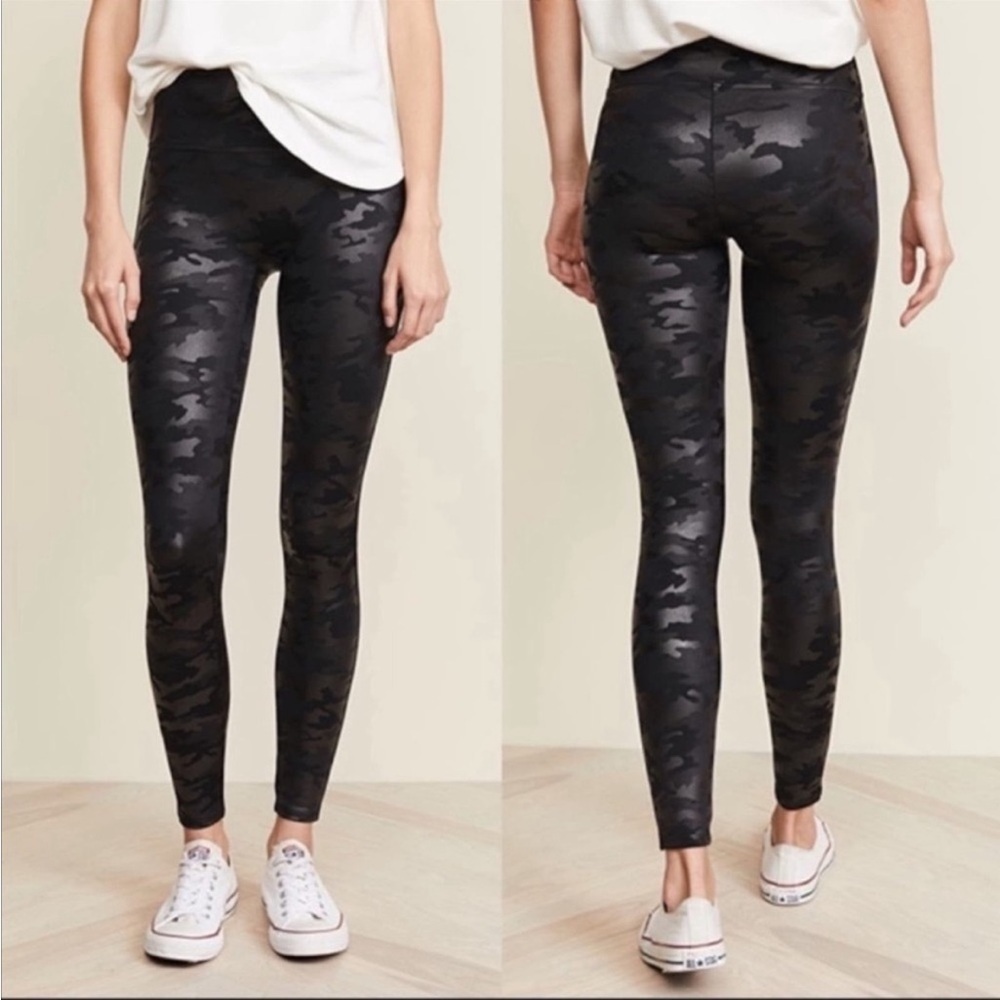Spanx faux leather Camo high rise leggings women’s size medium